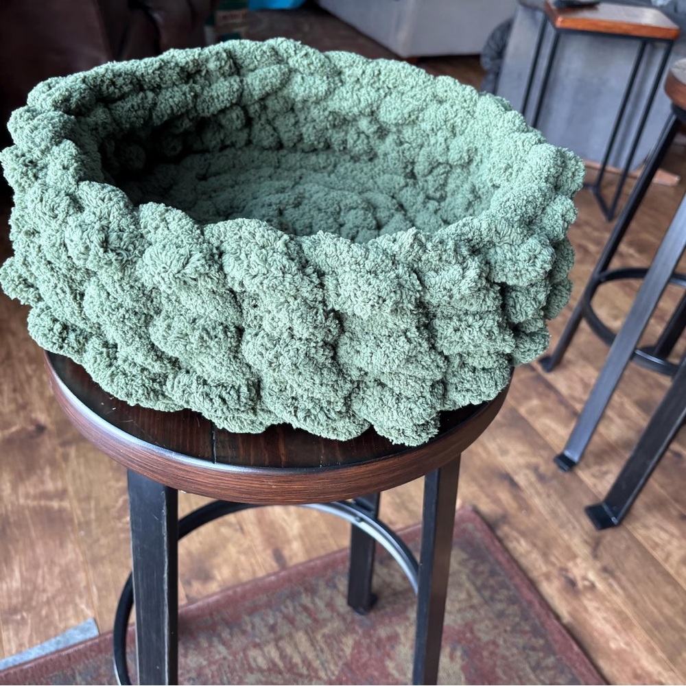 Handmade Pet Bed.  NEW